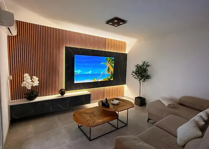 Casa Tropical * Нерха